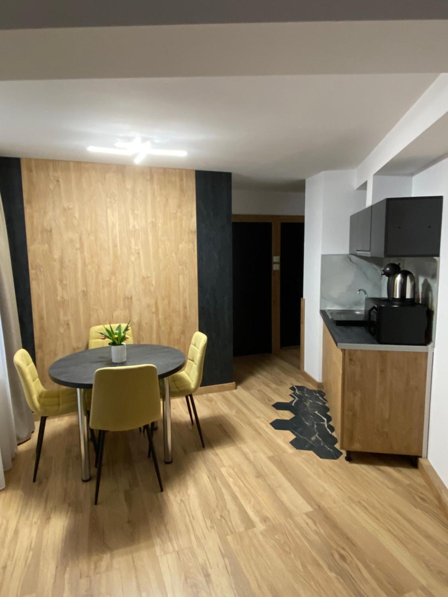 Apartament Pensiunea Liziera Буштени Экстерьер фото